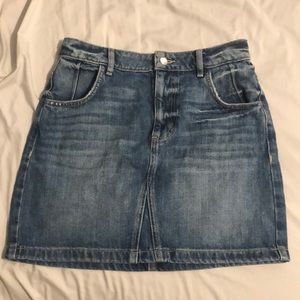 women’s guess denim skirt